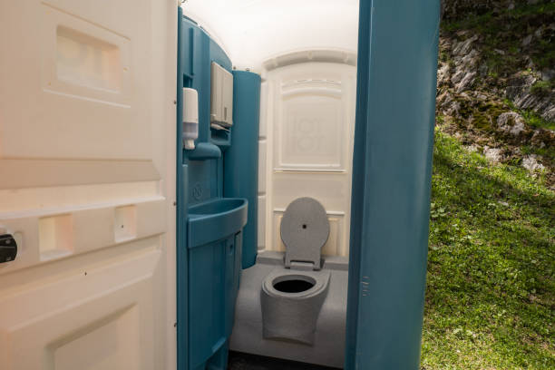 Best Portable Restroom Setup and Delivery  in Franklin Farm, VA